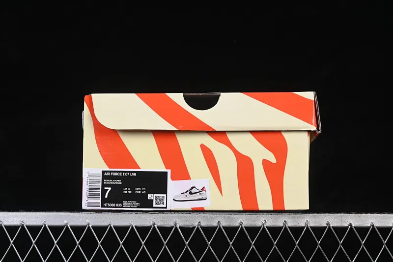 All categories Nk Air Force 1 Air Force series Nk Air Force 1 Low Air Force low-top Nike Air Force 1'07 Low Year of the Horse limited edition off-white Air Force 1 low-top casual sneakers HT5088-635
